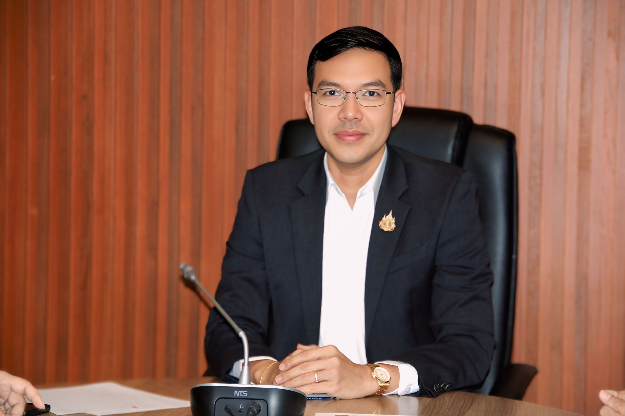 สพป.ฉะเชิงเทรา เขต 1 ได้จัดการประชุมเพื่อขับเคลื่อนและประเมินผลการดำเนินงานตามแนวทาง "การประเมินระดับคุณภาพโรงเรียน 7 มิติ