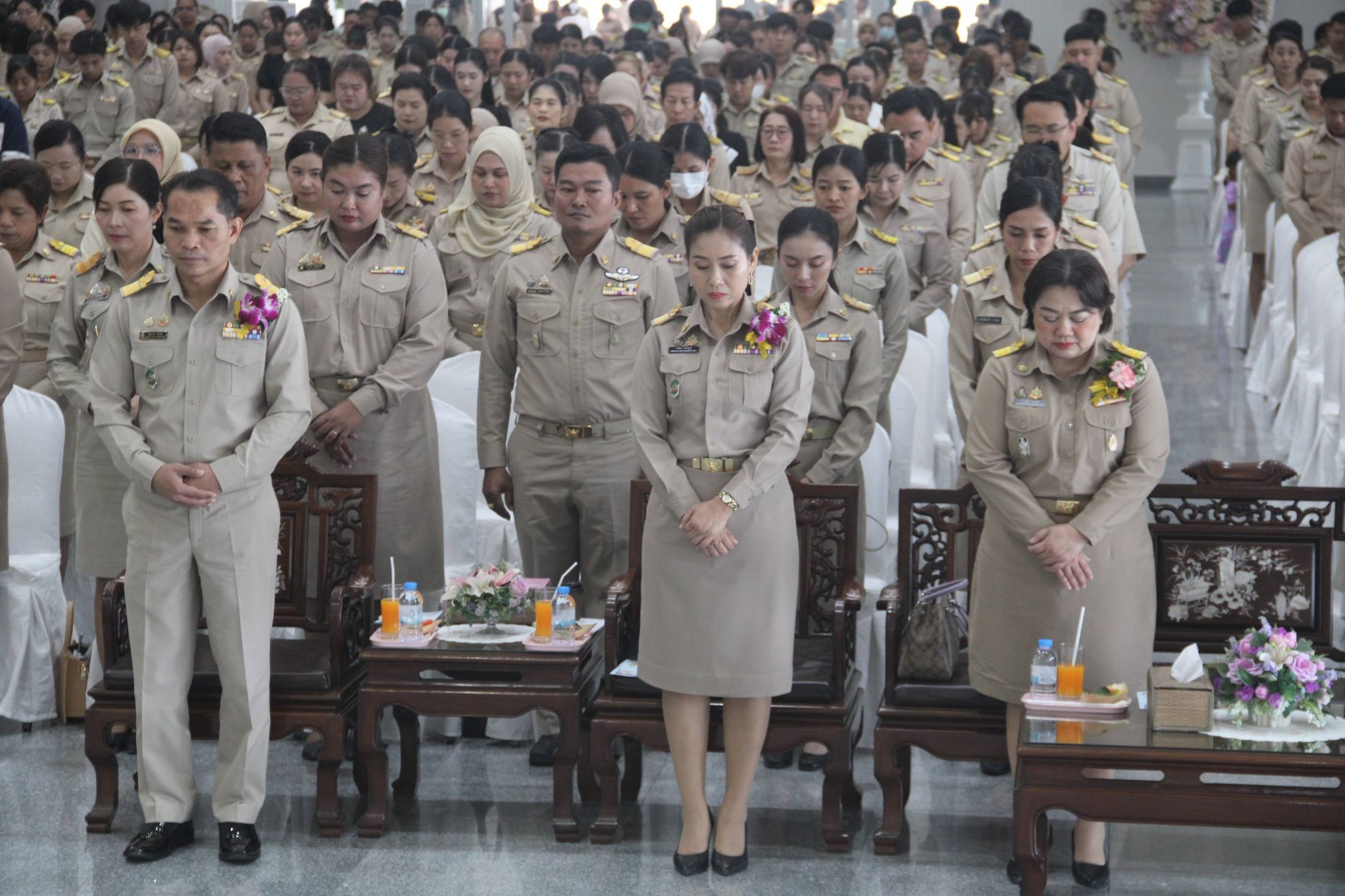 สพป.ฉะเชิงเทรา เขต 1 จัดงานวันครู ครั้งที่ 70 ประจำปี 2569 น้อมรำลึกพระคุณครู พระผู้ทรงเป็นแม่และครูแห่งแผ่นดิน