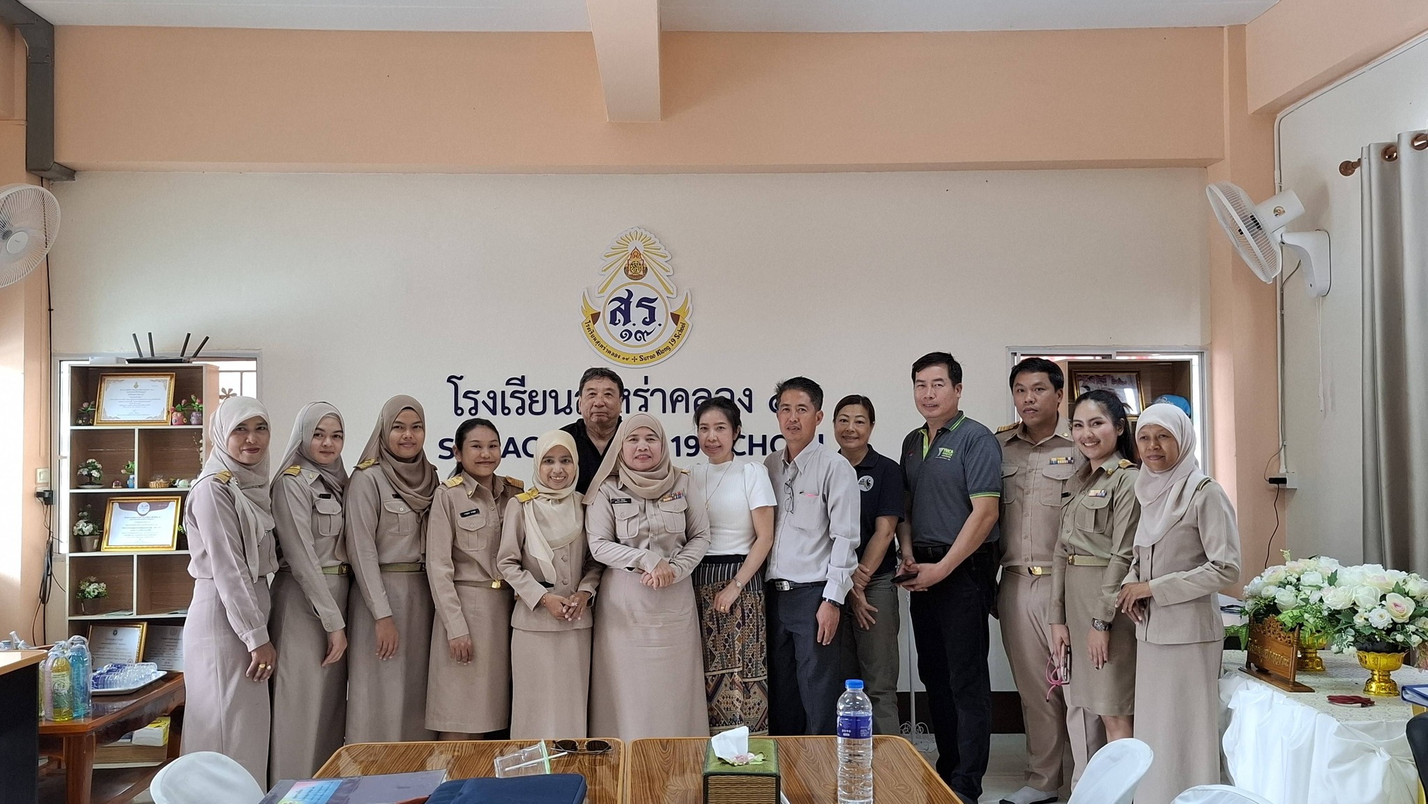 โรงเรียนสุเหร่าคลอง 19 ต้อนรับคณะดูงานจากวิทยาลัยกสิกรรมภาคเหนือ (หลวงพระบาง) สปป.ลาว มุ่งสร้างเครือข่ายแลกเปลี่ยนเรียนรู้ระดับนานาชาติ