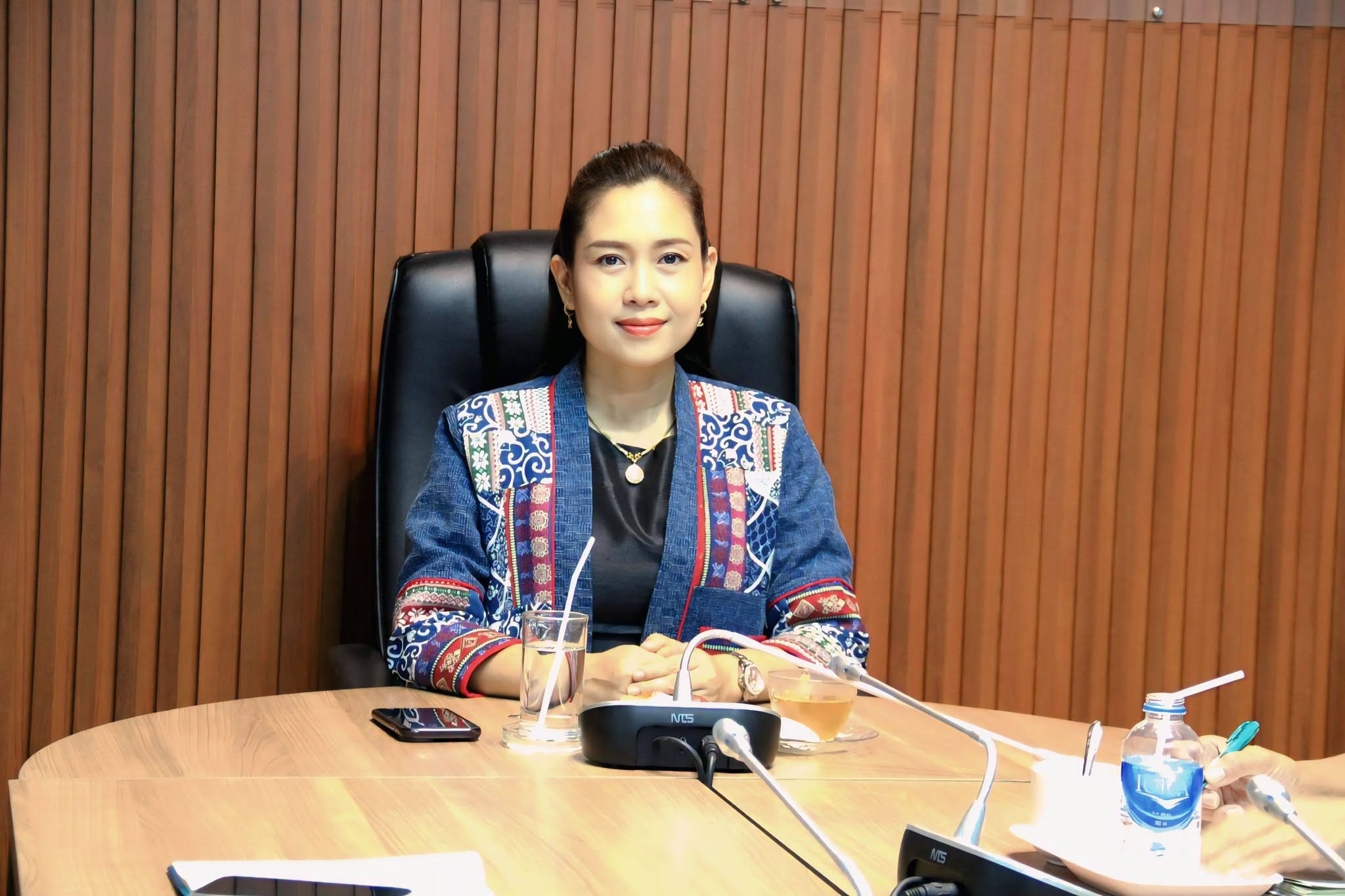 สพป.ฉะเชิงเทรา เขต 1 ร่วมประชุมสัมมนาเสริมสร้างความเข้มแข็งเครือข่ายการบริหารงานบุคคลฯ ผ่านระบบ Zoom
