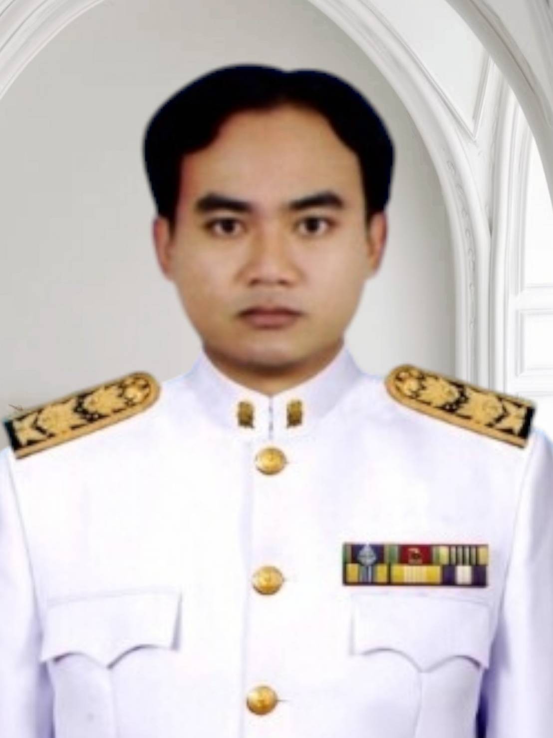 นายอานุภาพ   บุญธรรม