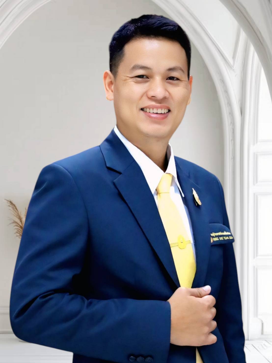 นายอาณัติ ผาพรม